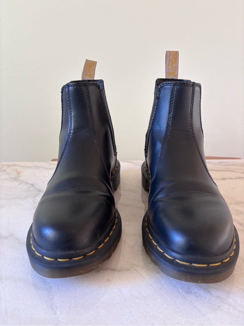 Dr. Martens Black Vegan 2976 Felix Chelsea Boot EUC in Size 7 - Picture 2 of 12